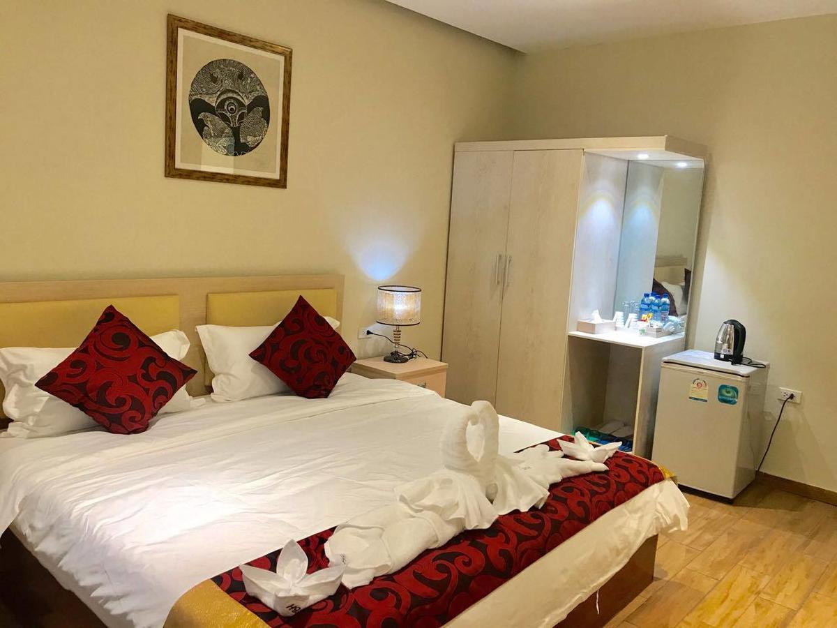 Central Boutique Hotel Виентиане Екстериор снимка